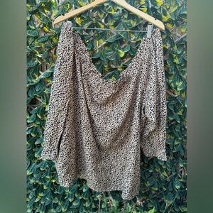 ▪️ 4/$25-‎ Joe Fresh Animal Print Off The Shoulder Linen Blend Blouse